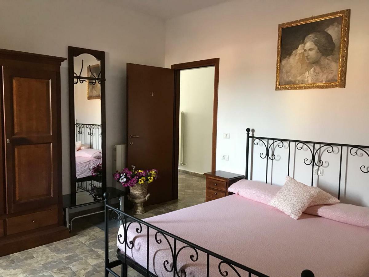 Locanda Al Cavaliere โมลิเนลลา ภายนอก รูปภาพ
